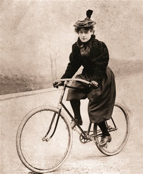La bicicletta e l'emancipazione femminile