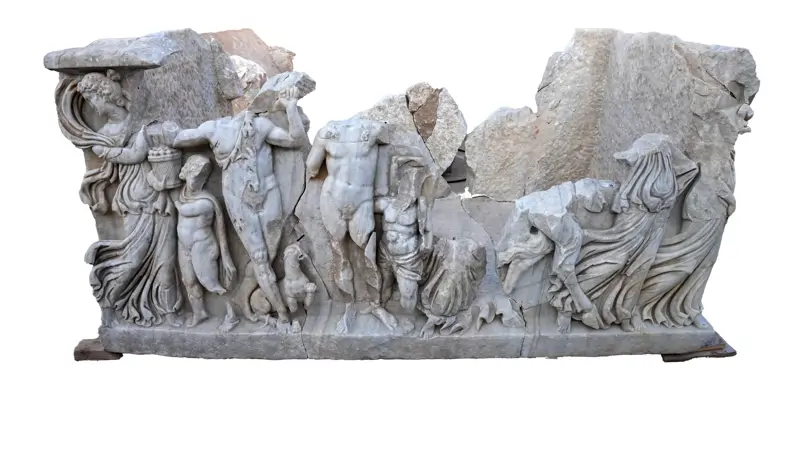 Archeologi scoprono un sarcofago di epoca romana che raffigura un ...
